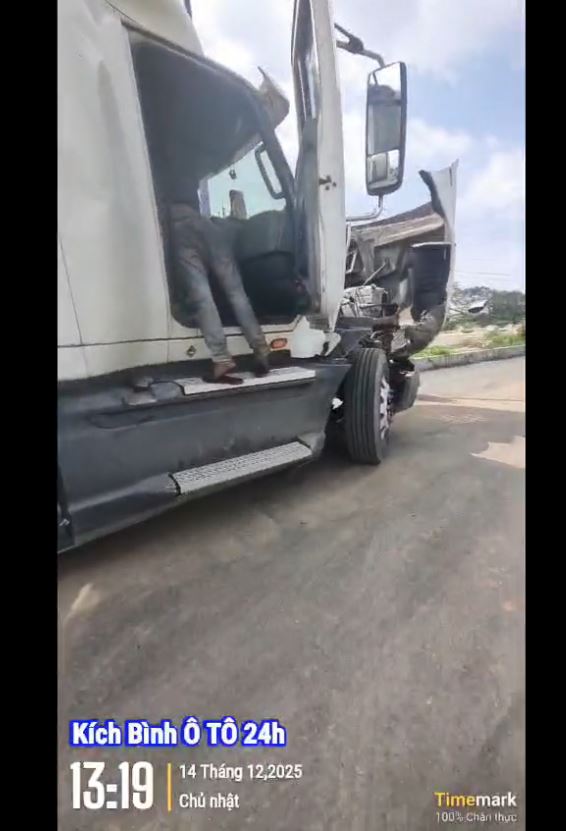 kích bình ô tô bình dương